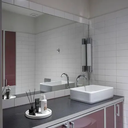 Gypsum Factory - Historic 4 Floor Townhouse - River View Terrace - King Bed 140m2 Apartment Riga