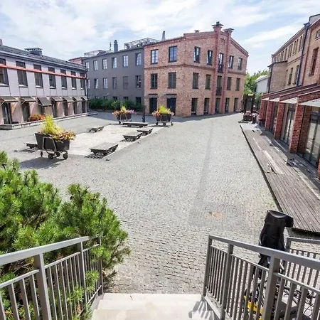 Gypsum Factory - Historic 4 Floor Townhouse - River View Terrace - King Bed 140m2 Apartment Riga