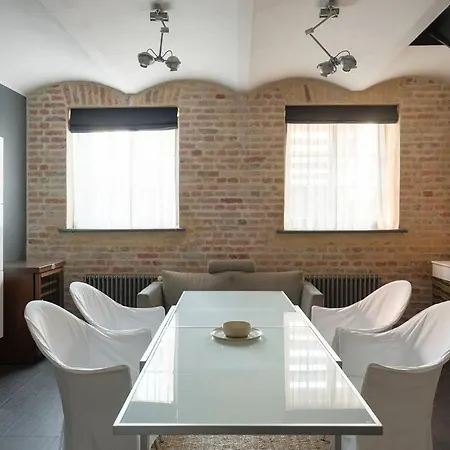 Apartman Gypsum Factory - Historic 4 Floor Townhouse - River View Terrace - King Bed 140m2
